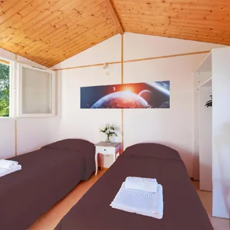 Le Hameau Des Etoiles 木屋